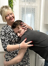 Curvy British Gilf Chantelle Is Fucking And Sucking A Cheating Young Guy On The Sofa
